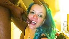 Carioca gostosa transando com um desconhecido na cama - The alleykatt blowjob e compilação facial